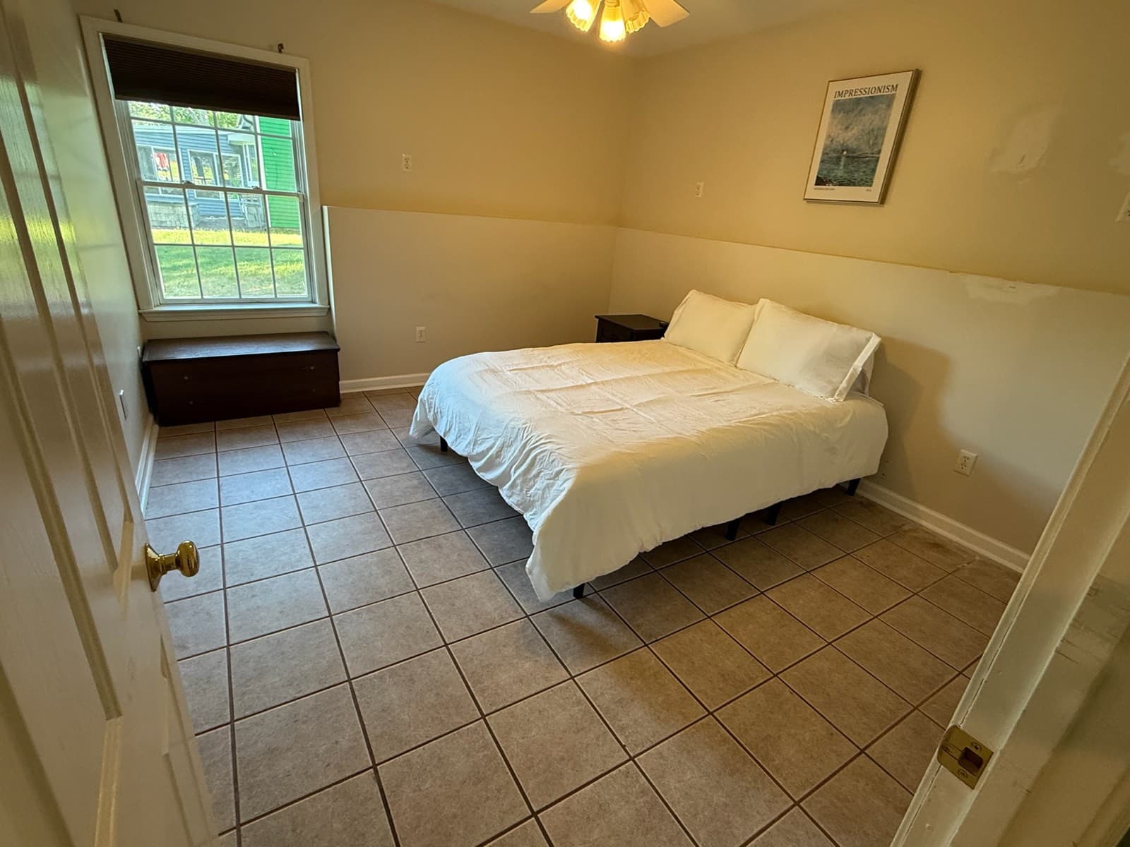 Queen bedroom